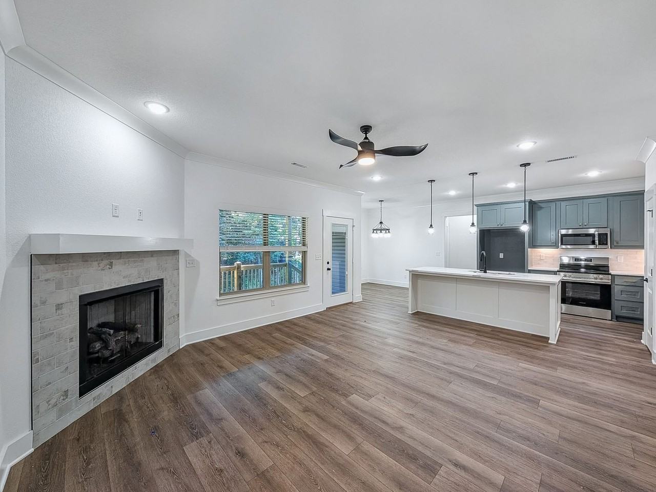 18 Greenodd Dr - Photo 3 of 33