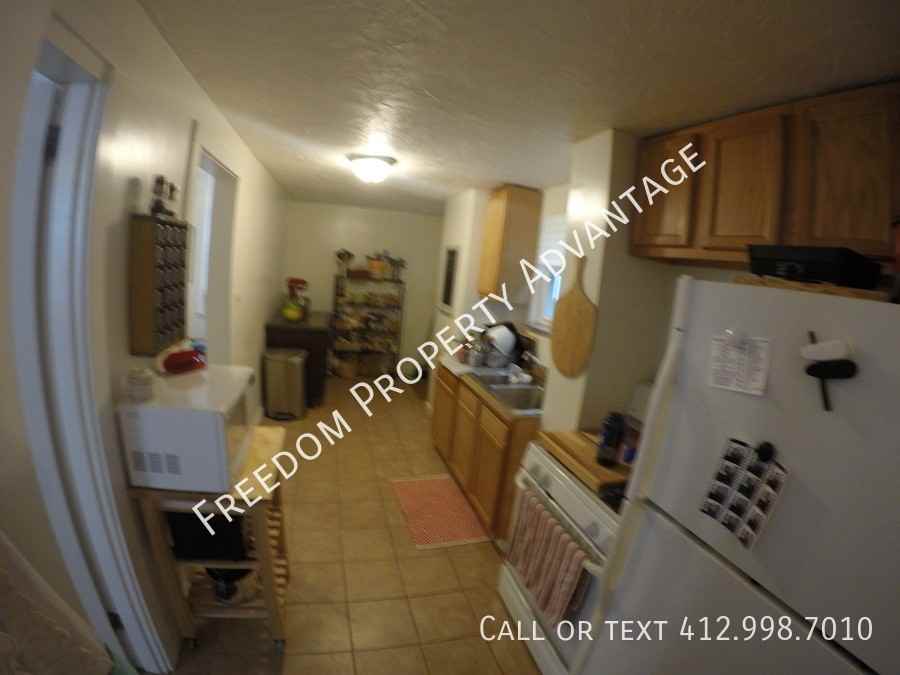35 Waldorf St #1 - Photo 3 of 12