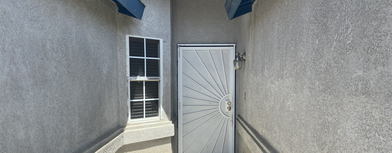 1209 Monica St - Photo 2 of 13