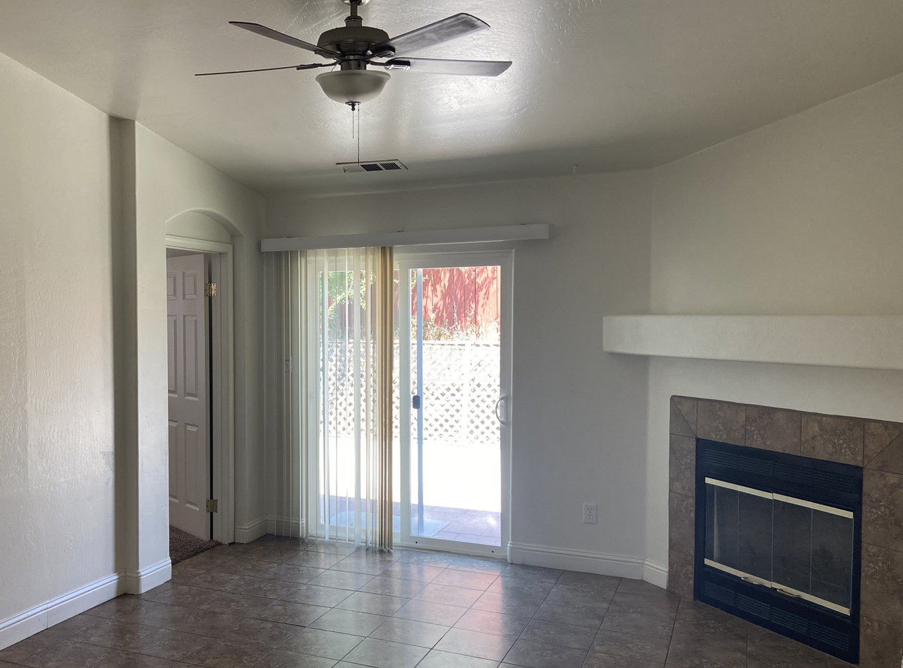 1209 Monica St - Photo 3 of 13