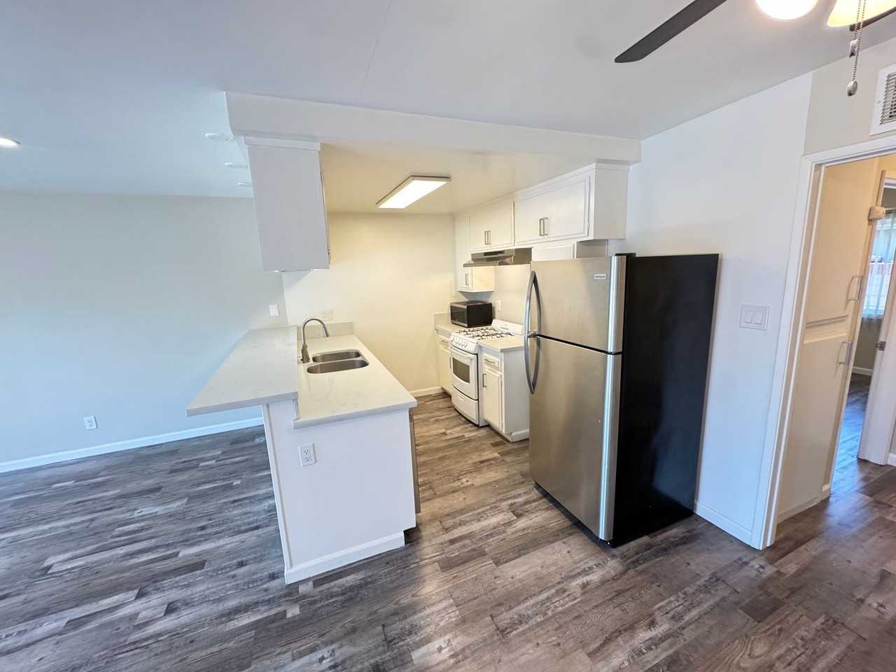 1527-1541 E Walnut Ave. - Photo 3 of 16