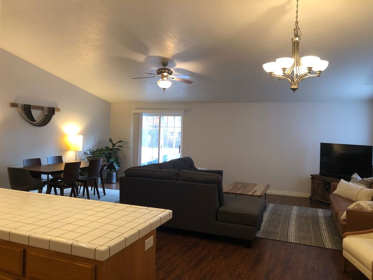 20205 Star Ridge Ct - Photo 3 of 23