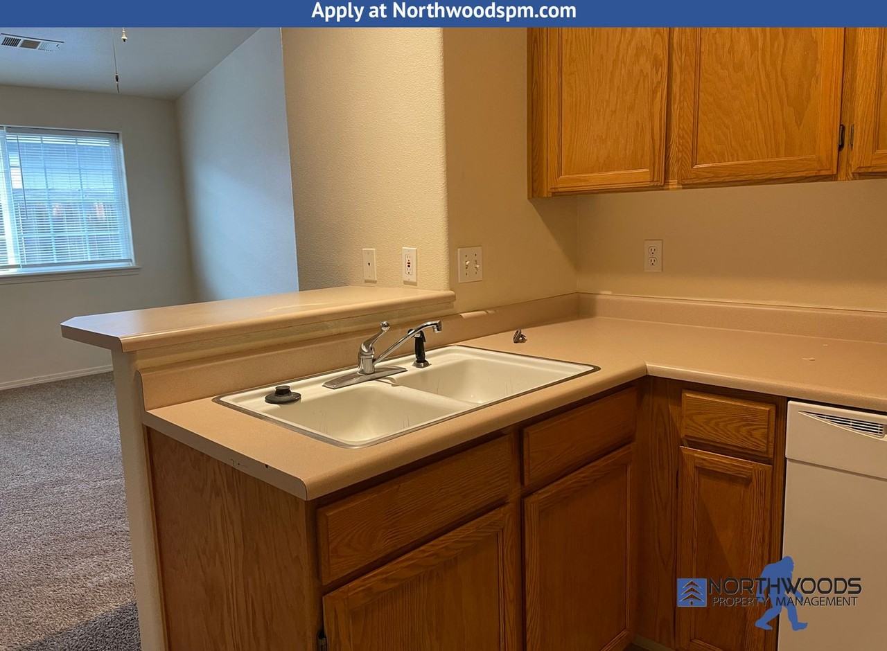 1927 Roberts Rd - Photo 5 of 13