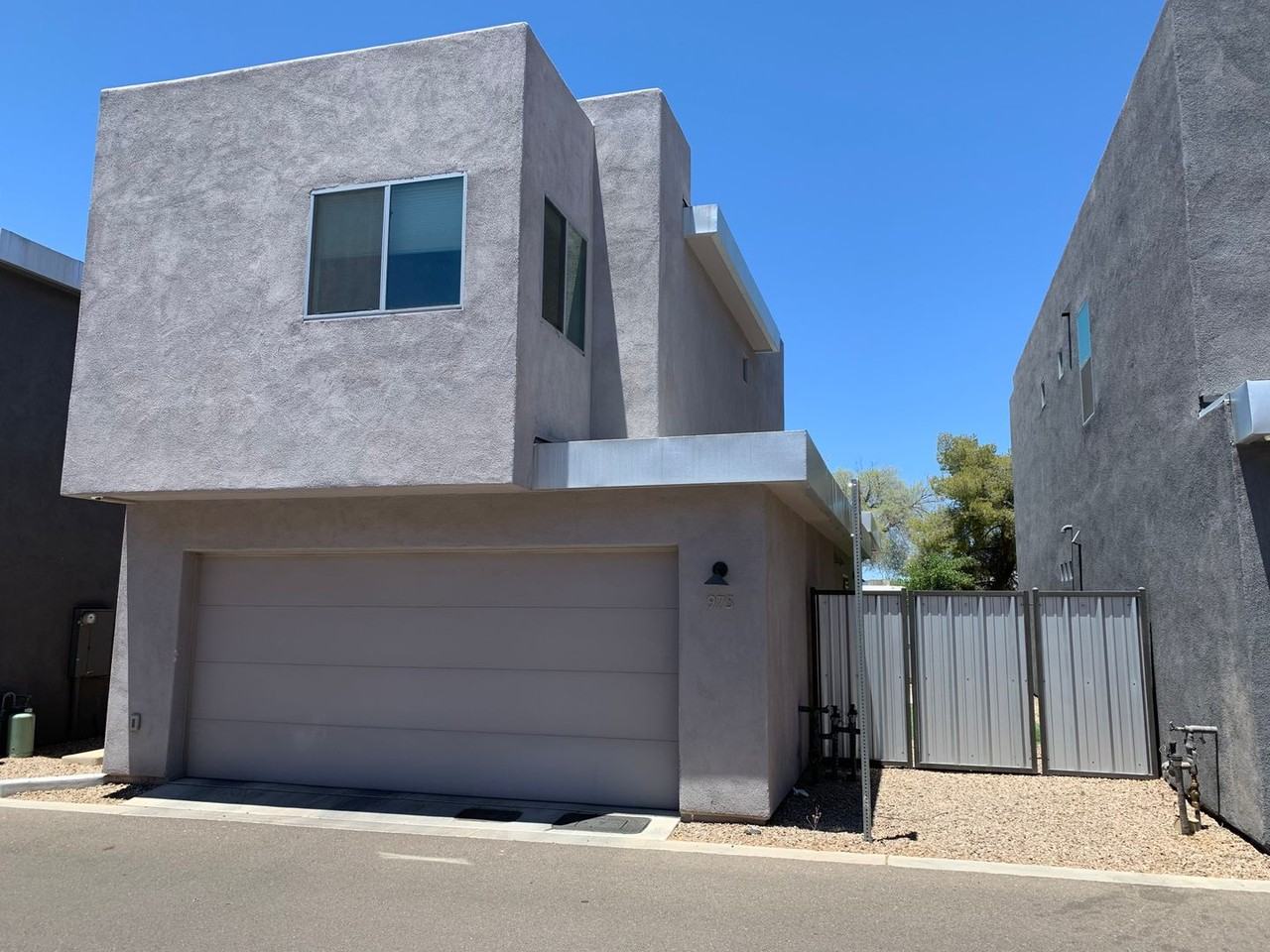 975 E Park Modern Dr - Photo 2 of 25
