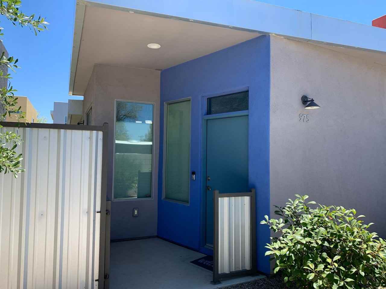 975 E Park Modern Dr - Photo 3 of 25