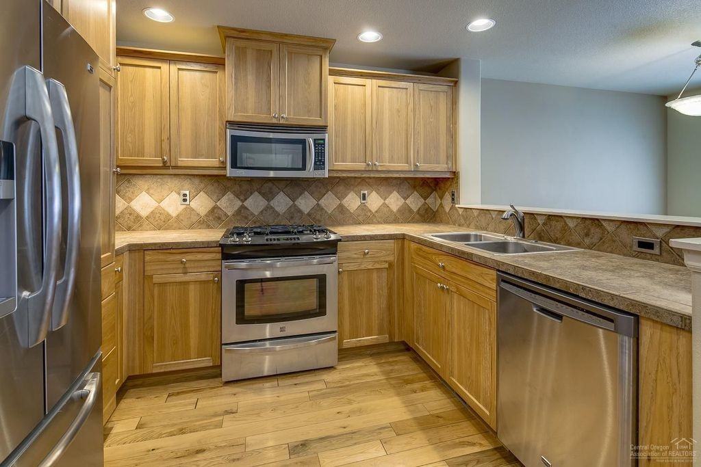 20287 Schaeffer Dr - Photo 3 of 20