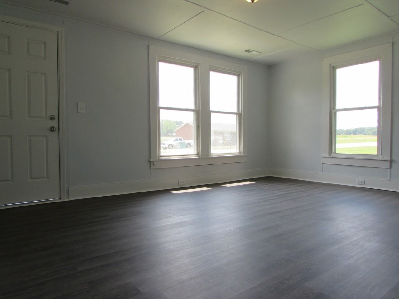 1740 Patterson St - Photo 2 of 9