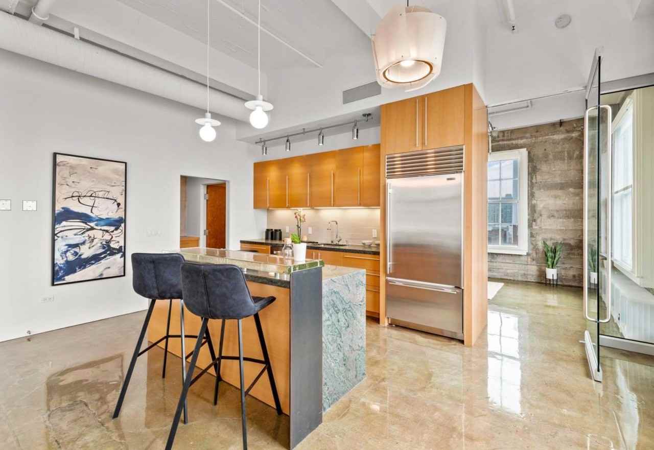 2 Mint Plz #1003 - Photo 3 of 27