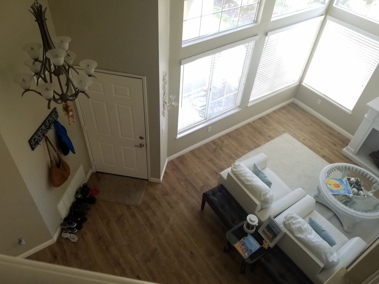 19929 Windwood Cir - Photo 2 of 9