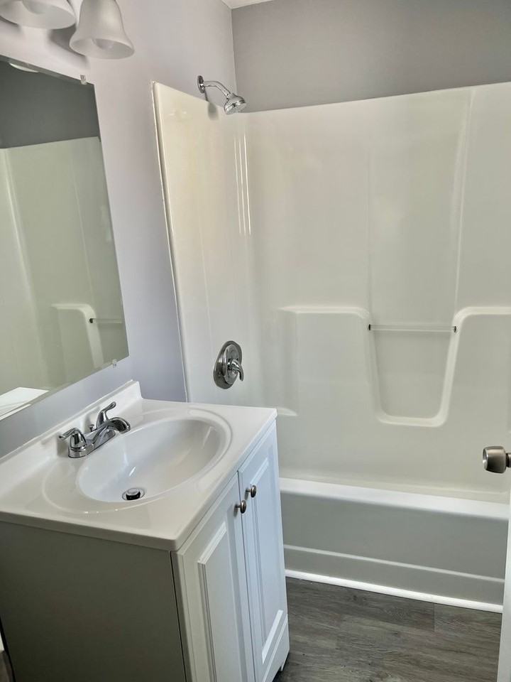 238 Sadonia Ave - Photo 6 of 10
