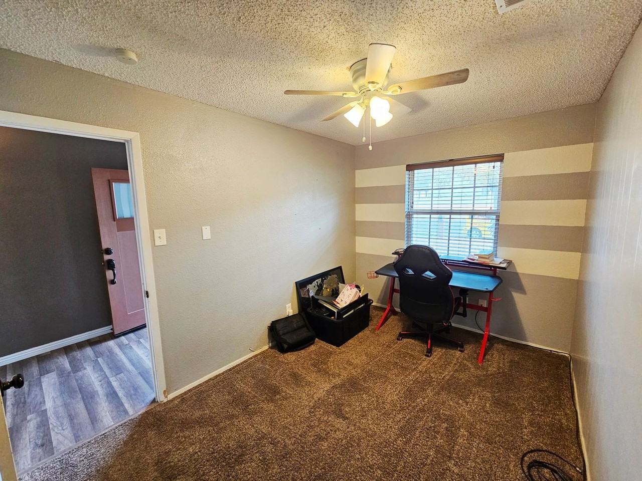 1331 Scenic Dr - Photo 4 of 30