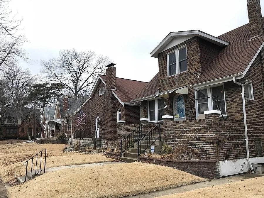 6439 Lindenwood Pl #NA - Photo 2 of 28