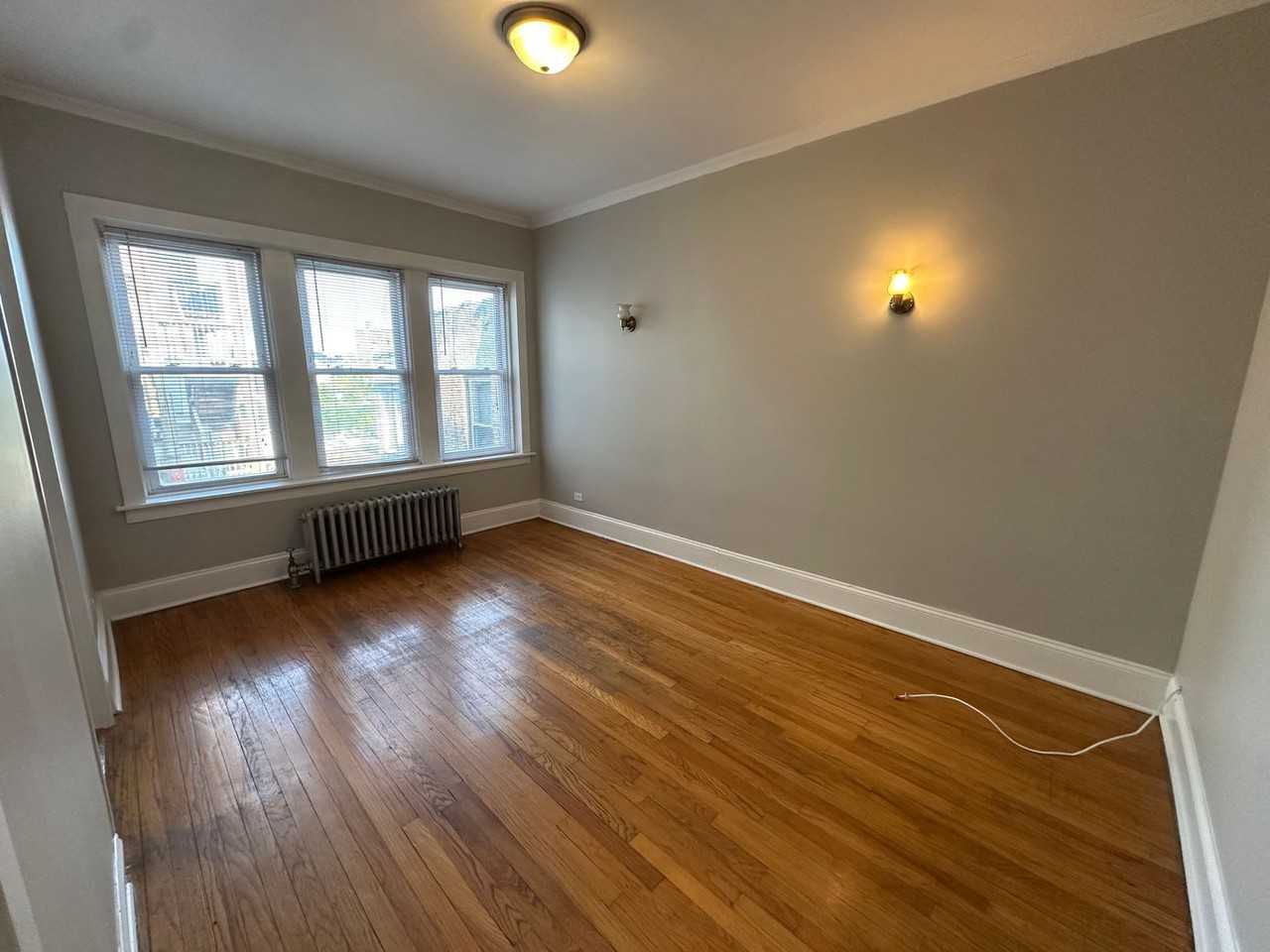 2204 N Avers Ave #3A - Photo 3 of 14