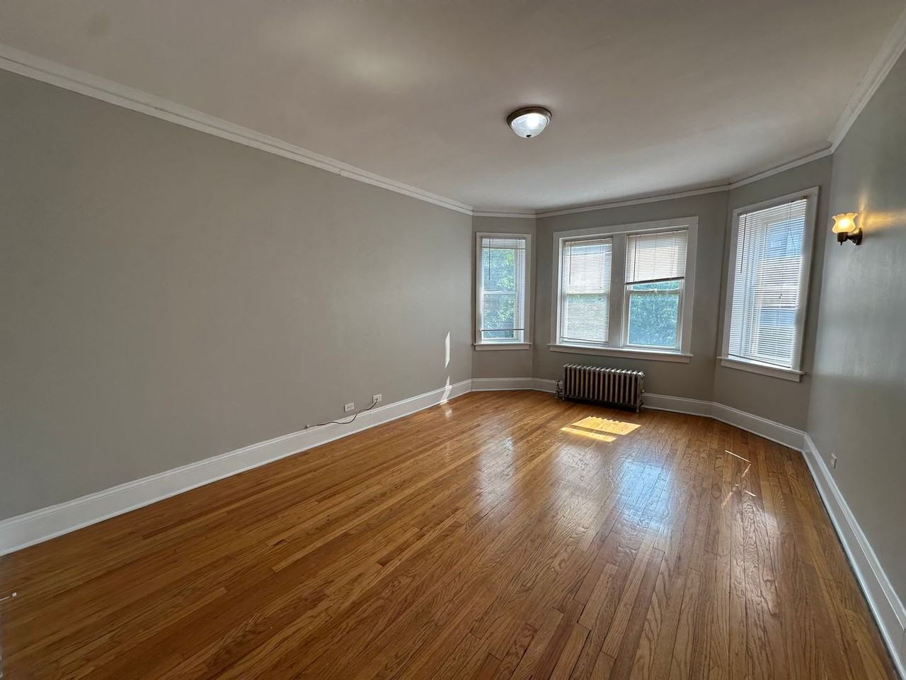 2204 N Avers Ave #3A - Photo 4 of 14