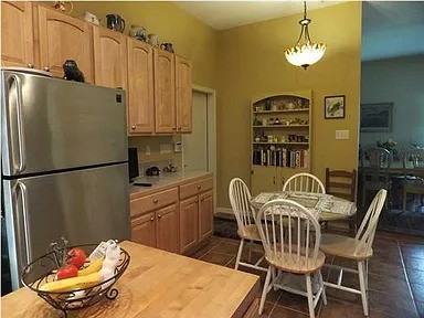 304 State St #NA - Photo 3 of 15