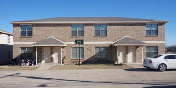 featured image of 711 S Amy Ln