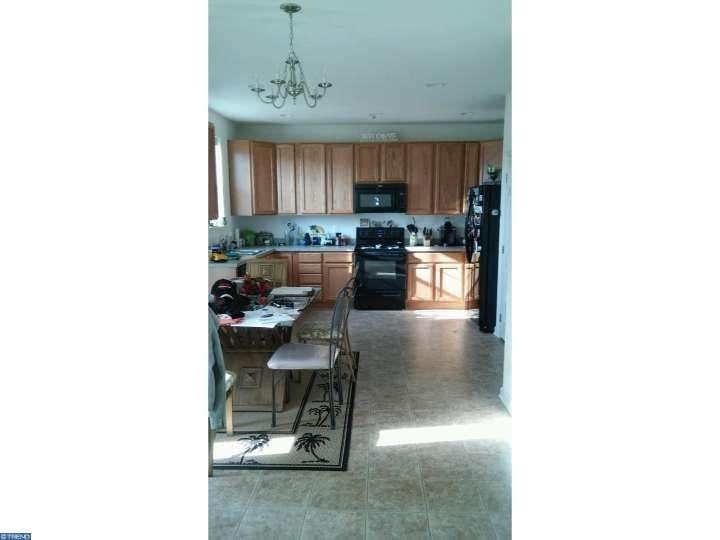 208 Christiana Rd - Photo 2 of 5