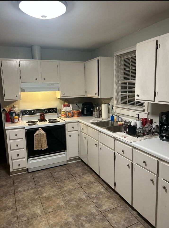 317 Scales St - Photo 2 of 8