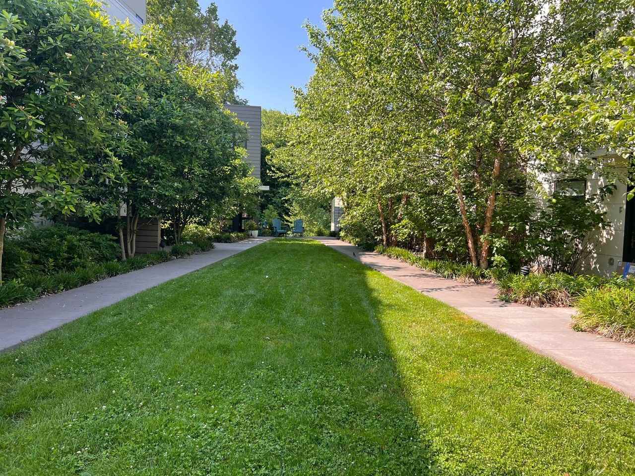 1130 E High St #E - Photo 3 of 41