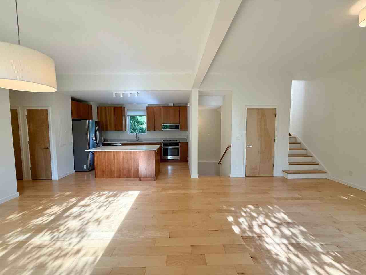 1130 E High St #E - Photo 6 of 41