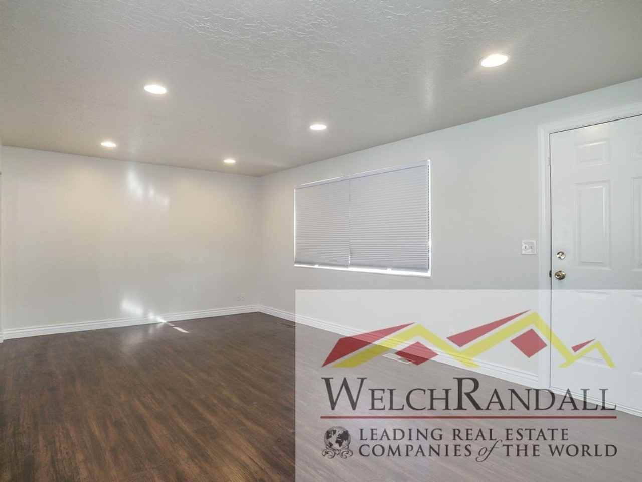 5193 S 300 W - Photo 2 of 21