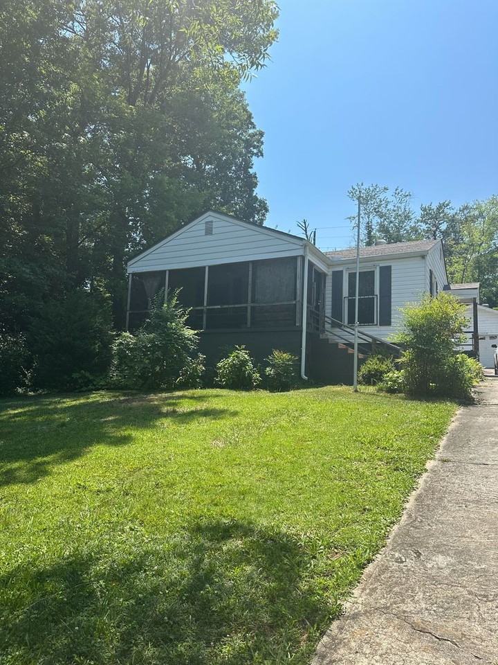 1932 5th St S - Photo 2 of 24