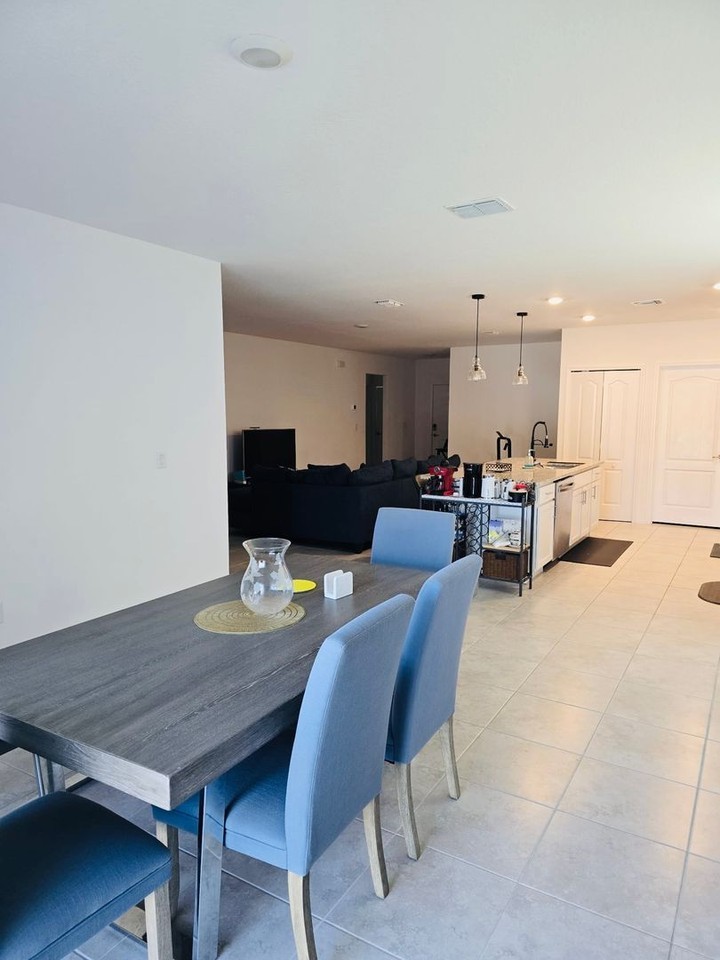 8975 102nd Ave - Photo 3 of 20