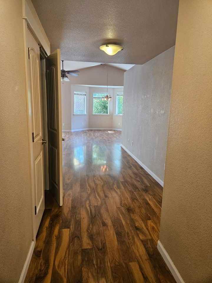 619 Marshall Ave - Photo 2 of 17