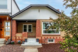featured image of 1463 Dahlia St