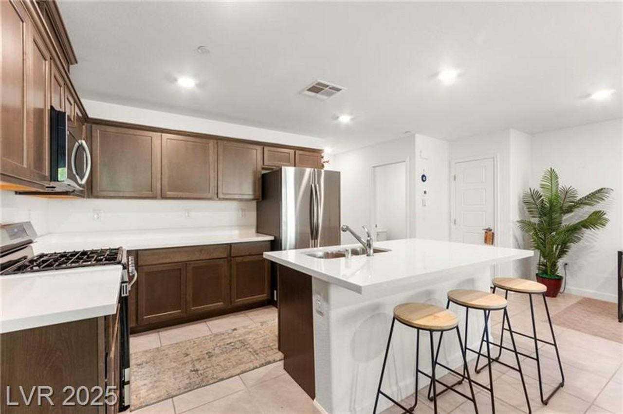 3518 Herodain Ave - Photo 3 of 46