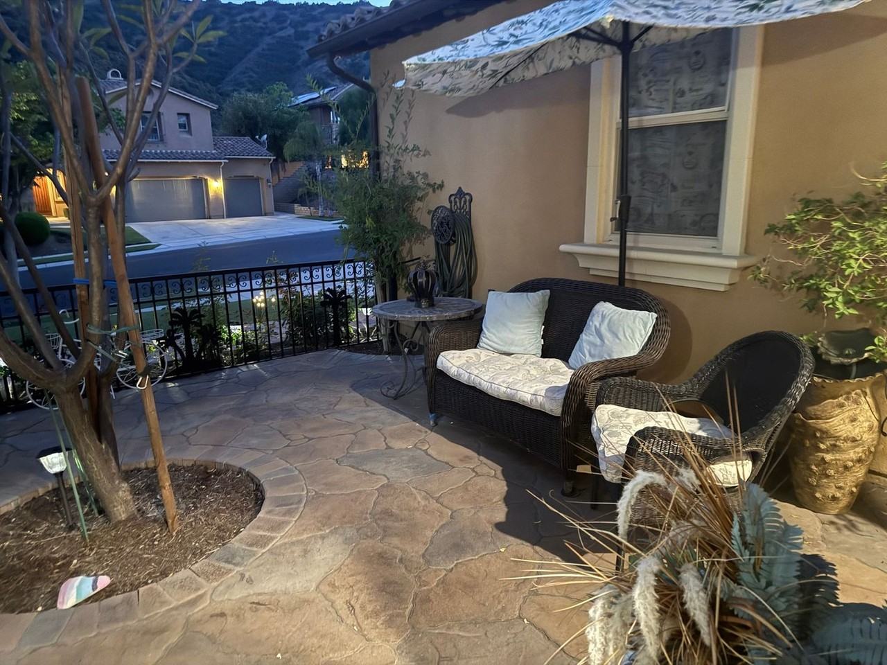 8148 Sunset Rose Dr - Photo 2 of 14