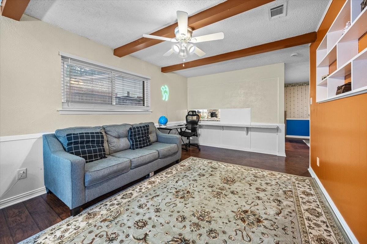 4016 Tacoma St #4016 - Photo 5 of 37