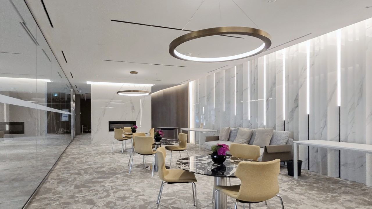 23 Spadina Avenue - Photo 3 of 12