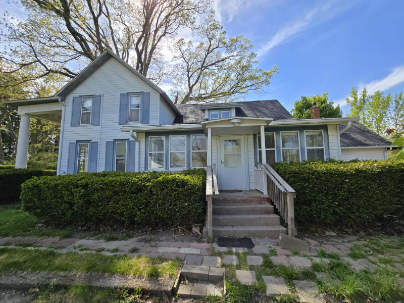 1445 Ranch Rd - Photo 3 of 8