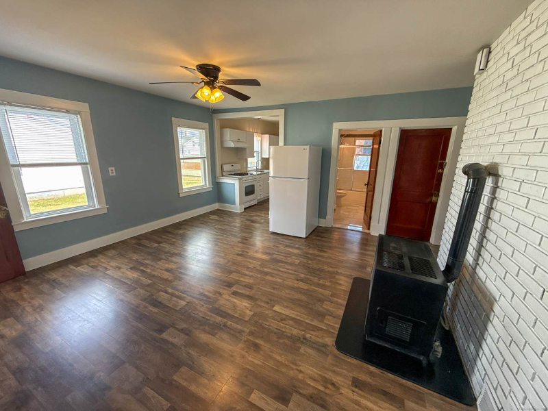 61 Van Den Noort St #1 - Photo 2 of 11