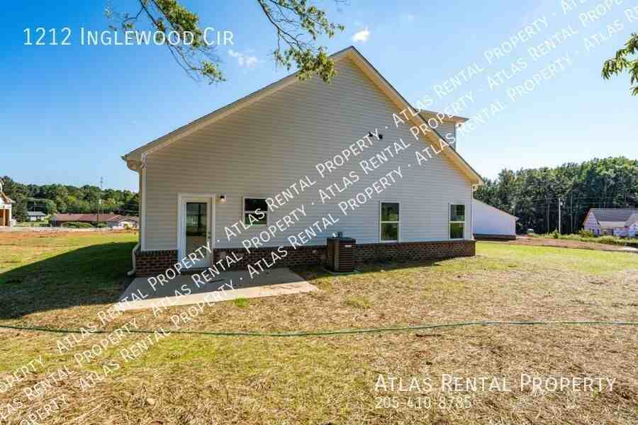 1212 Inglewood Circle - Photo 5 of 33