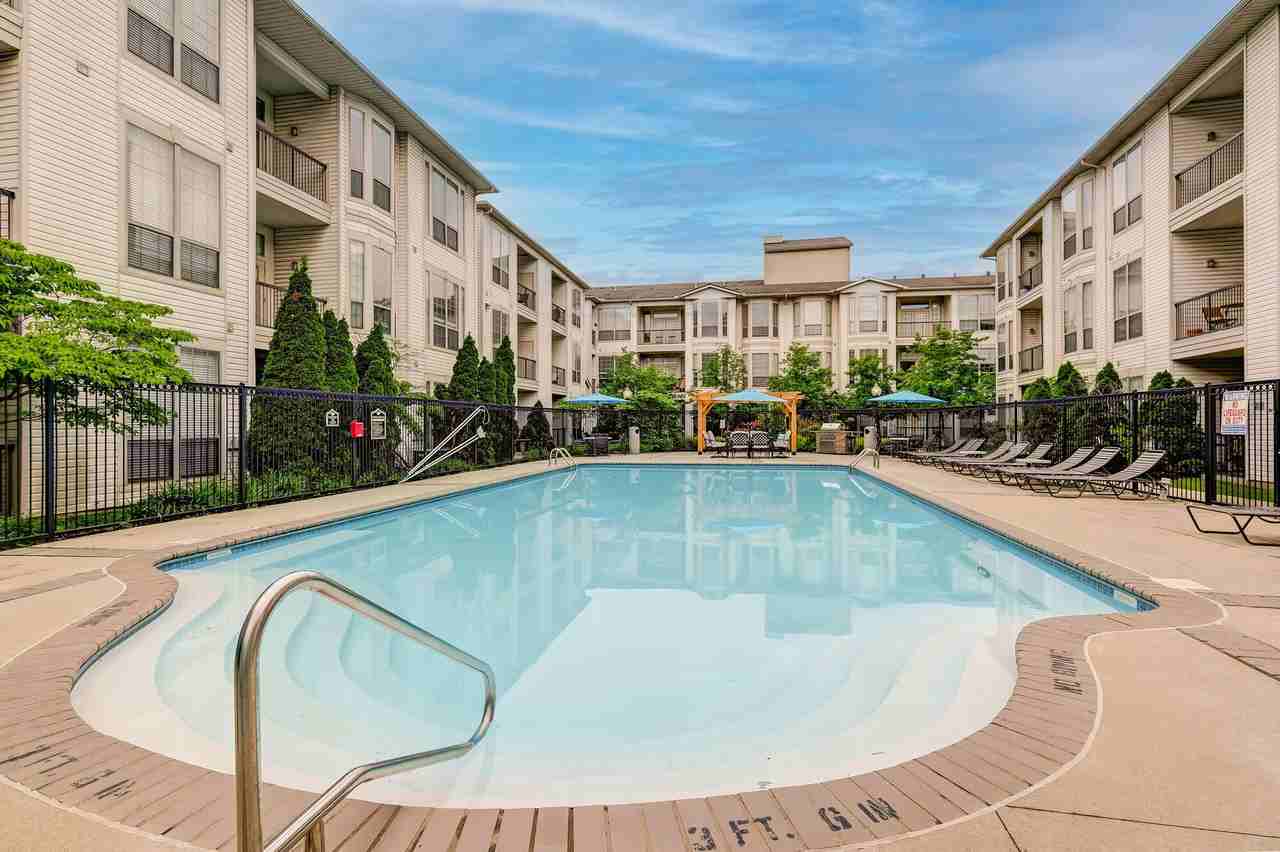 Liberty Place Apartments - Photo 5 of 28