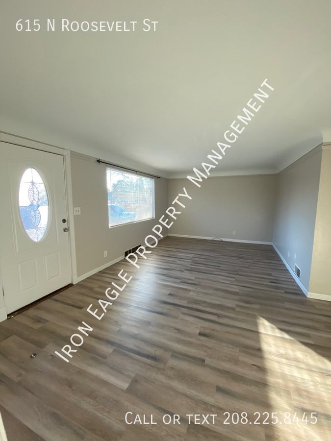 615 N Roosevelt St - Photo 2 of 10