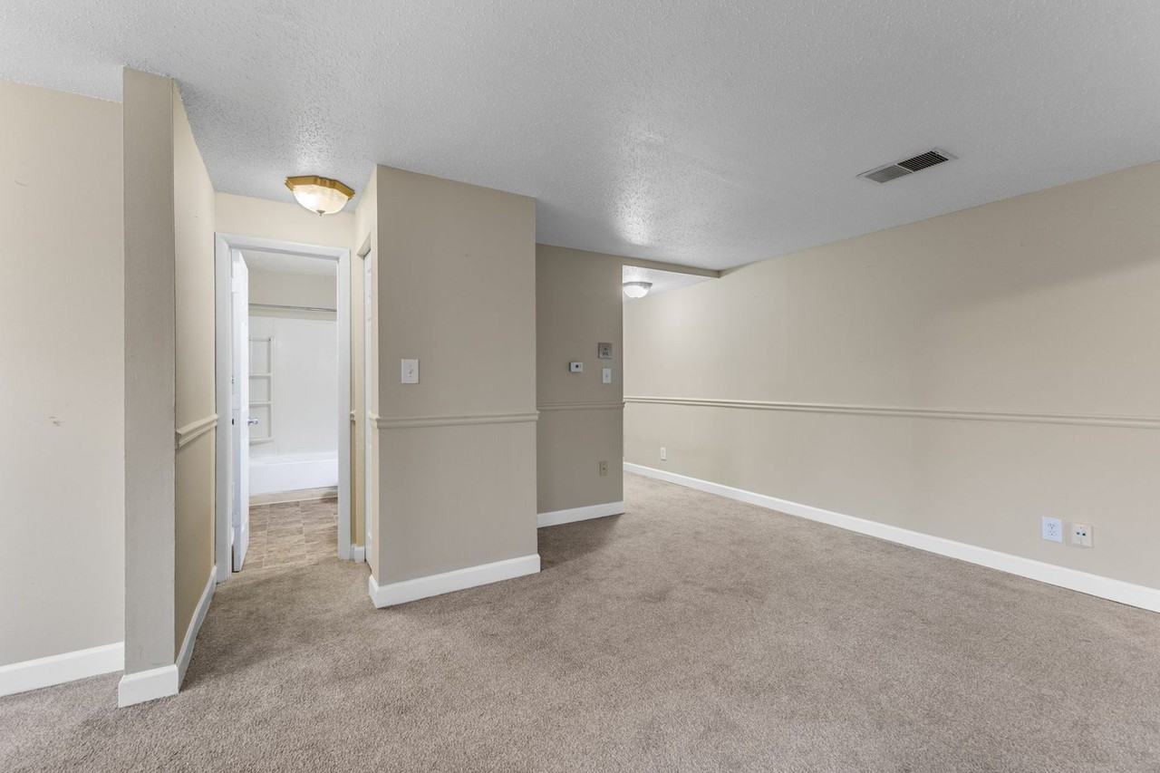 3534 E Fall Creek Parkway North Dr #3520D - Photo 3 of 19