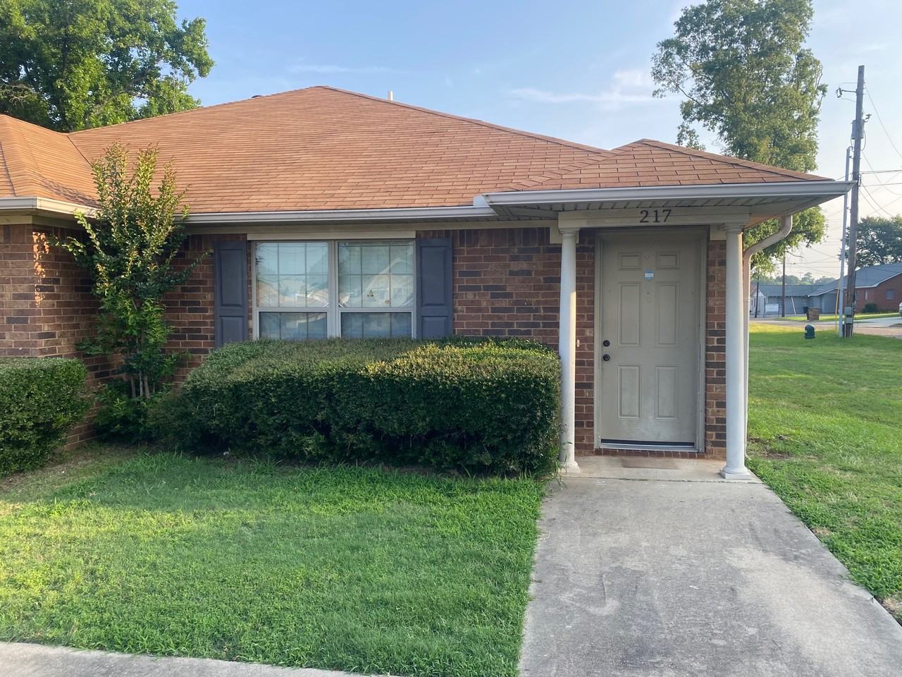 217 East 37th Street-JLR - Photo 2 of 12