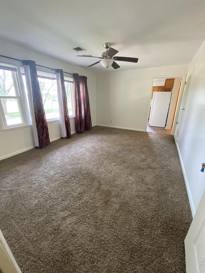 1103 11th Avenue - Photo 2 of 7