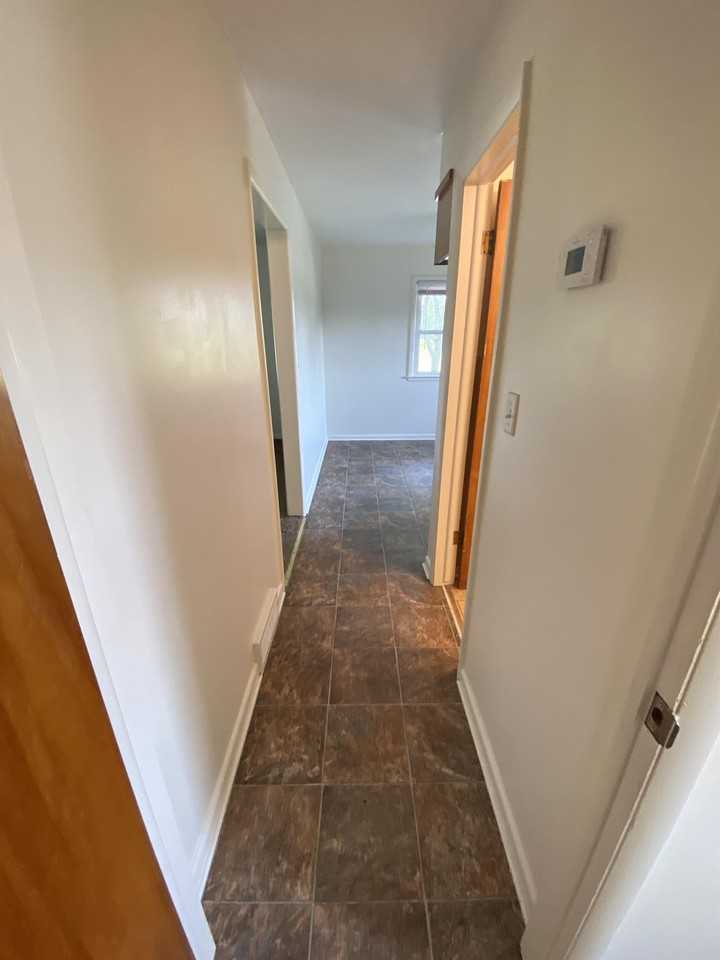 1103 11th Avenue - Photo 5 of 7