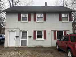 featured image of 1011 S Lansing St