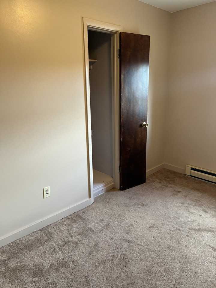 3602 Retsof Rd - Photo 2 of 10