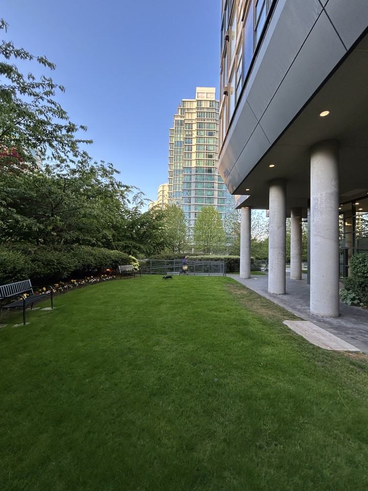 1723 Alberni Street #1807 - Photo 3 of 23