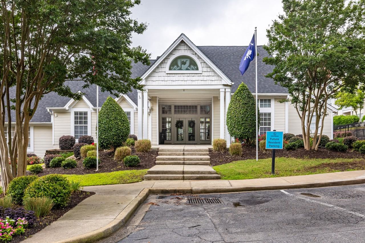 Greenbrier - Photo 7 of 87