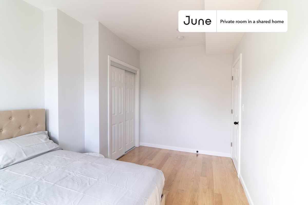 90 Mount Vernon St #B - Photo 2 of 14