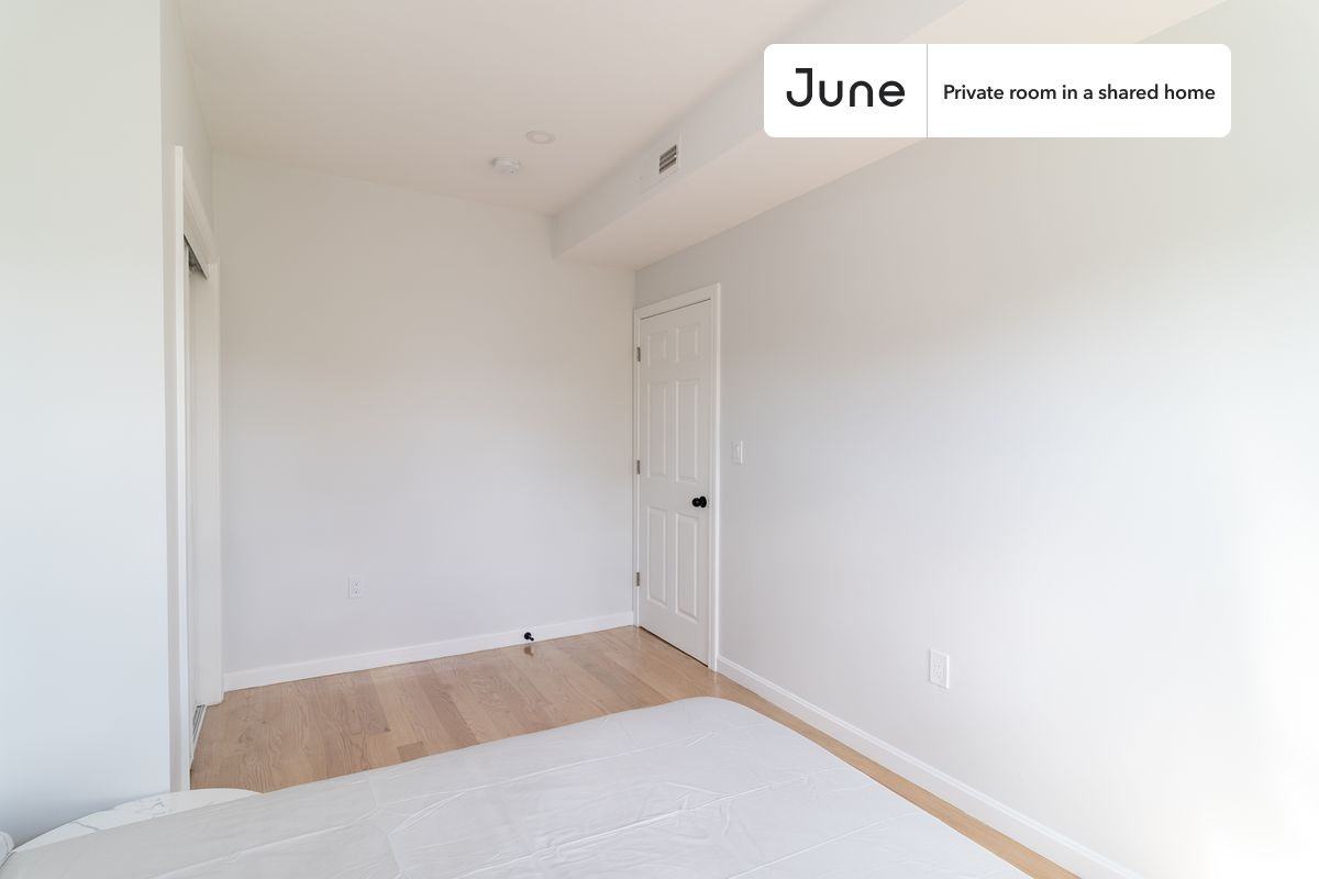 90 Mount Vernon St #B - Photo 4 of 14