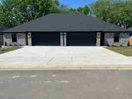 featured image of 138 Ryder St