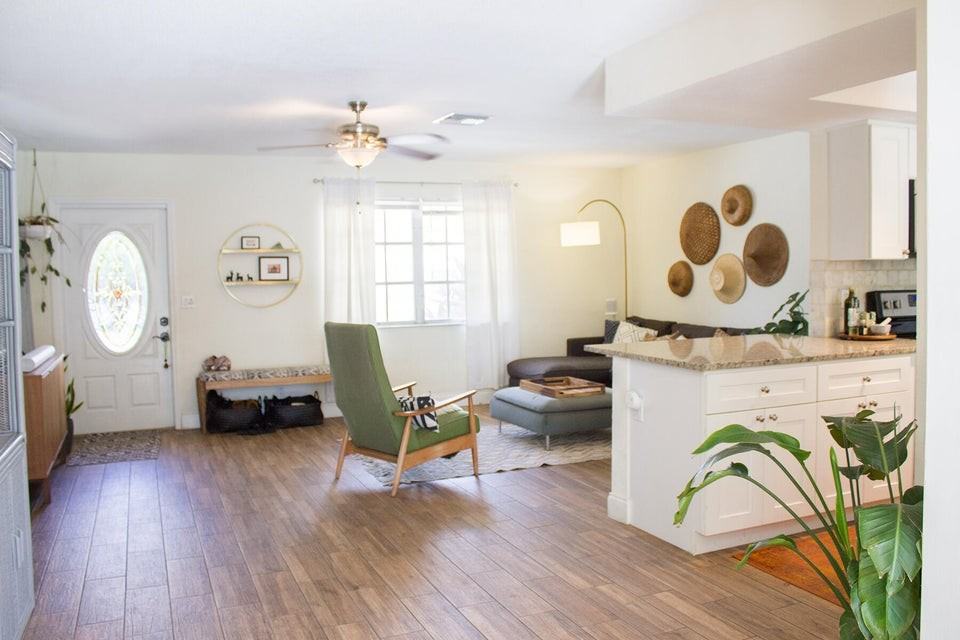 556 Northwest 15th Court - Photo 6 of 8